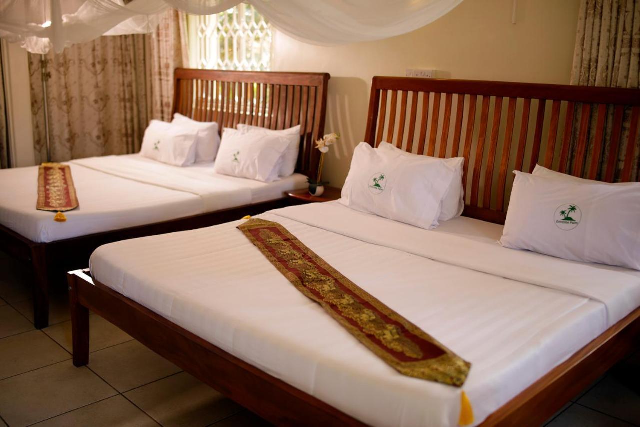 Entebbe Palm Hotel Exterior photo